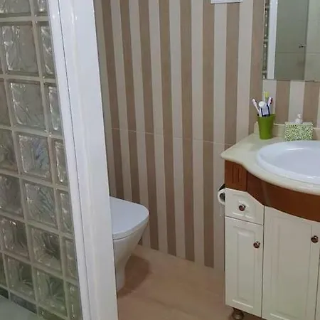 Study Near And The Beach Apartment Málaga